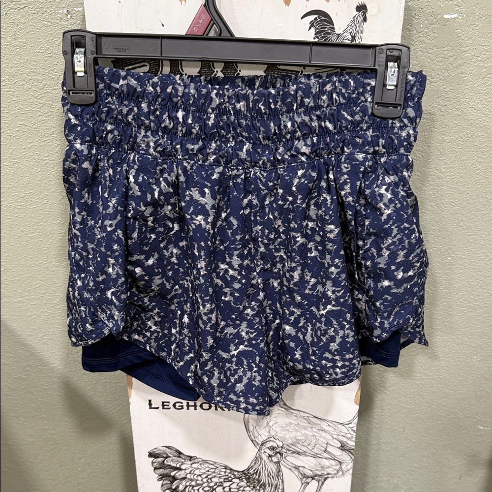 Avita Blue and White Patterned Women's Skorts